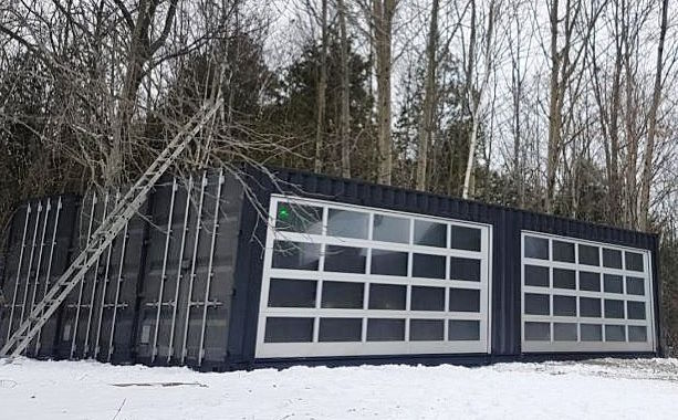 https://www.discovercontainers.com/wp-content/uploads/2020/02/double-glass-container-garage.jpg