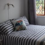 klip river container cabin bedroom stripes2