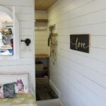 rustic retreat xl closet walkway