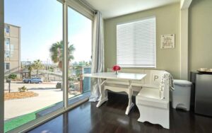 Island Guest Suite, San Diego, California table