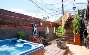 The Residential Resort, Culver City, California birth tube