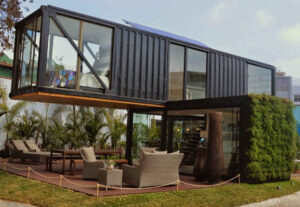 container-cantilever